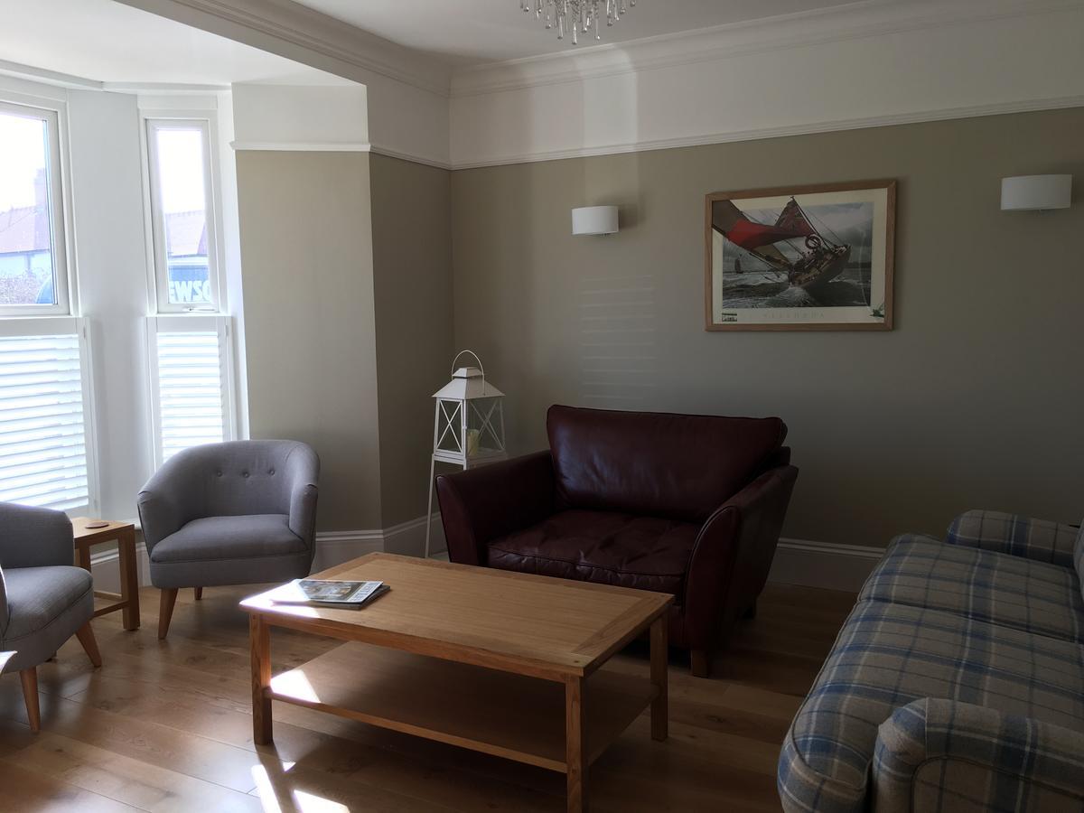 Woodlands Guest House Saundersfoot Exterior photo